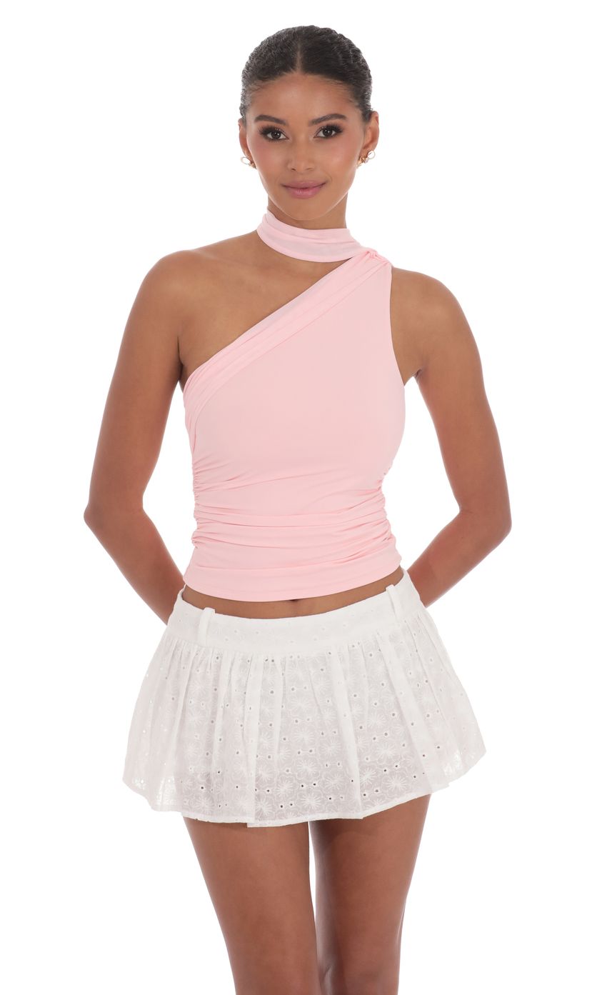 Picture Floral Eyelet Skort in White. Source: https://media-img.lucyinthesky.com/data/product-media/850xAUTO/874f0fec-119b-4c5f-b2dc-06a19d404e49.jpg