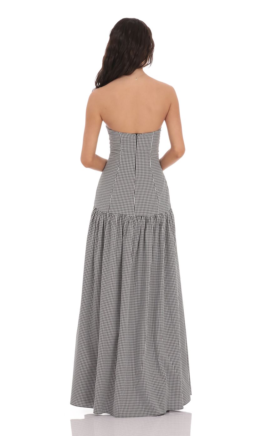 Picture Gingham Strapless Drop Waist Maxi Dress in Black. Source: https://media-img.lucyinthesky.com/data/product-media/850xAUTO/879cb480-8fae-4fc6-8fe1-d23402deaca7.jpg