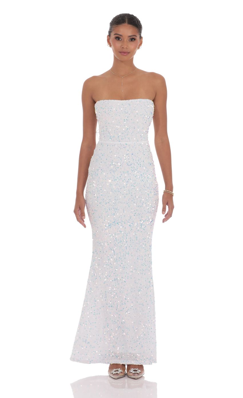 Picture Velvet Sequin Strapless Maxi Dress in White. Source: https://media-img.lucyinthesky.com/data/product-media/850xAUTO/9099c97c-d00a-4336-9ad3-1558c28cd213.jpg