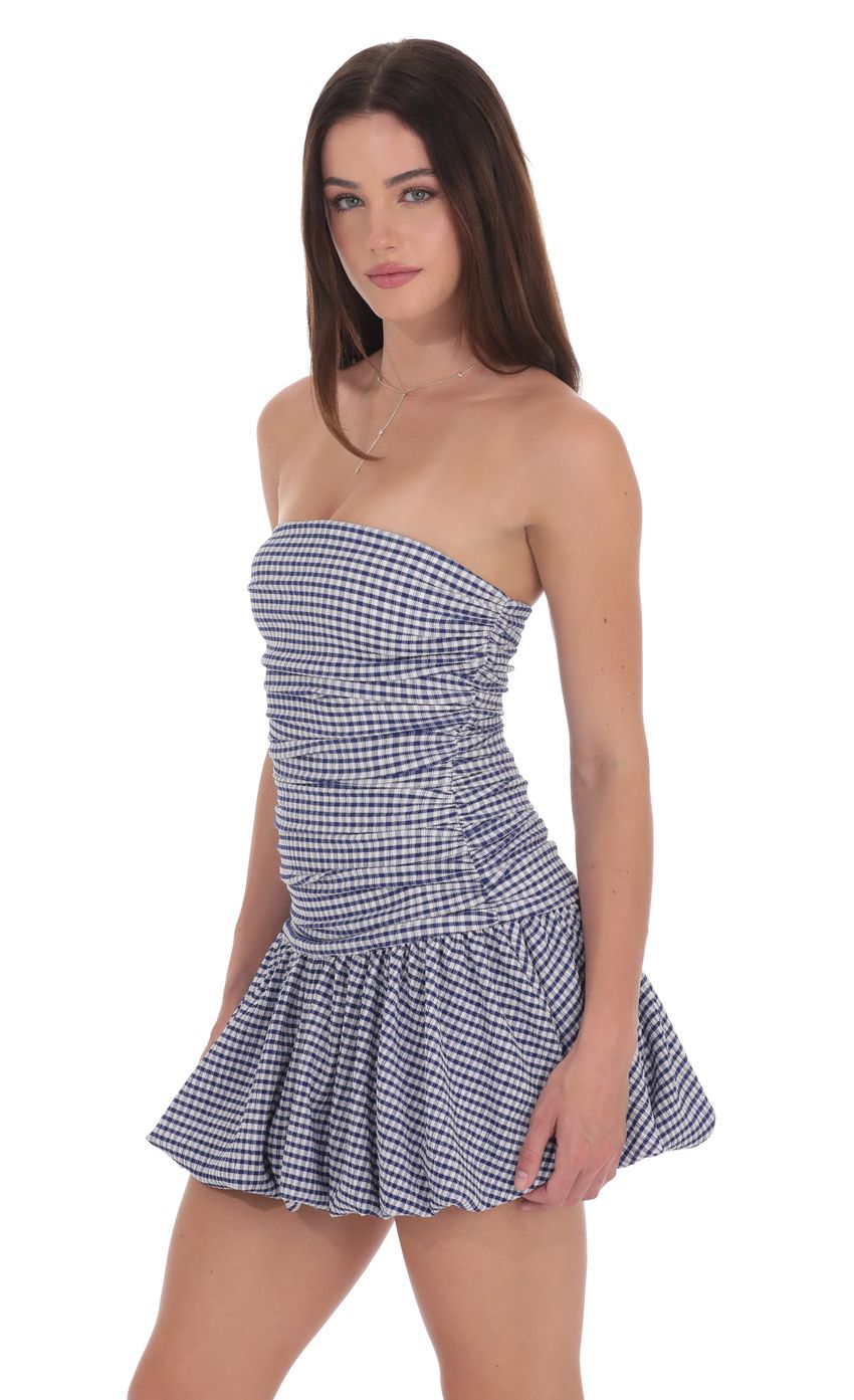 Picture Gingham Strapless Bubble Dress in White and Blue. Source: https://media-img.lucyinthesky.com/data/product-media/850xAUTO/9d3c80ef-9d29-432d-9408-de0af9a3df2f.jpg
