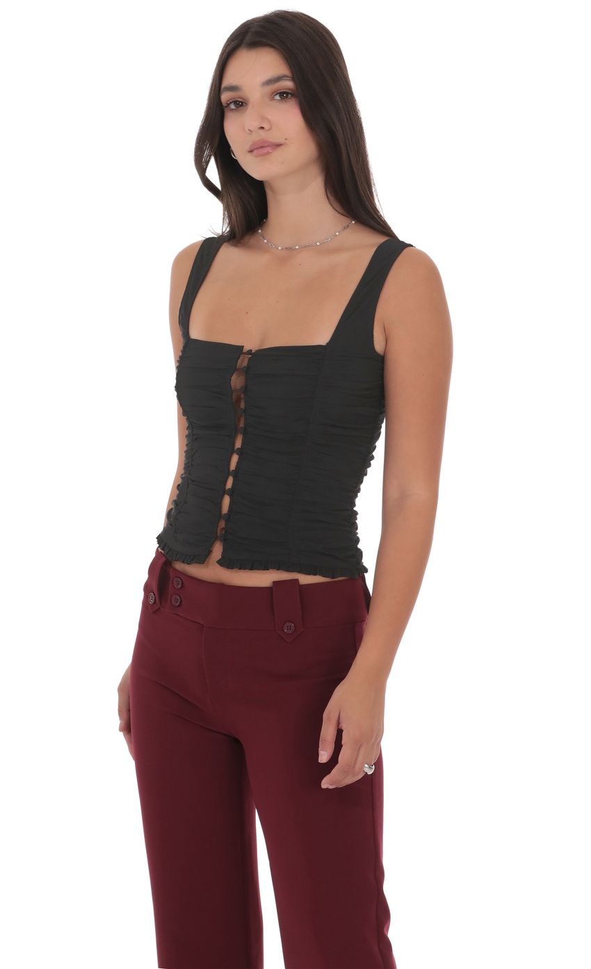 Изображение товара для Чёрный топ с драпировкой и пуговицами