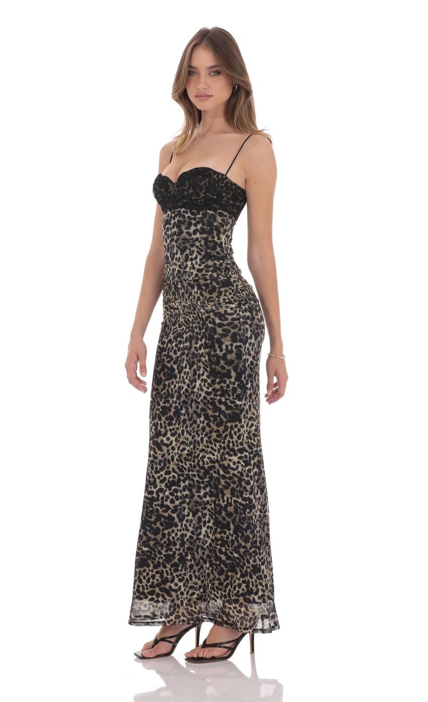Picture Lace Bust Maxi Dress in Cheetah Print. Source: https://media-img.lucyinthesky.com/data/product-media/850xAUTO/be0cab06-27a0-4c21-9542-a4d14f892991.jpg