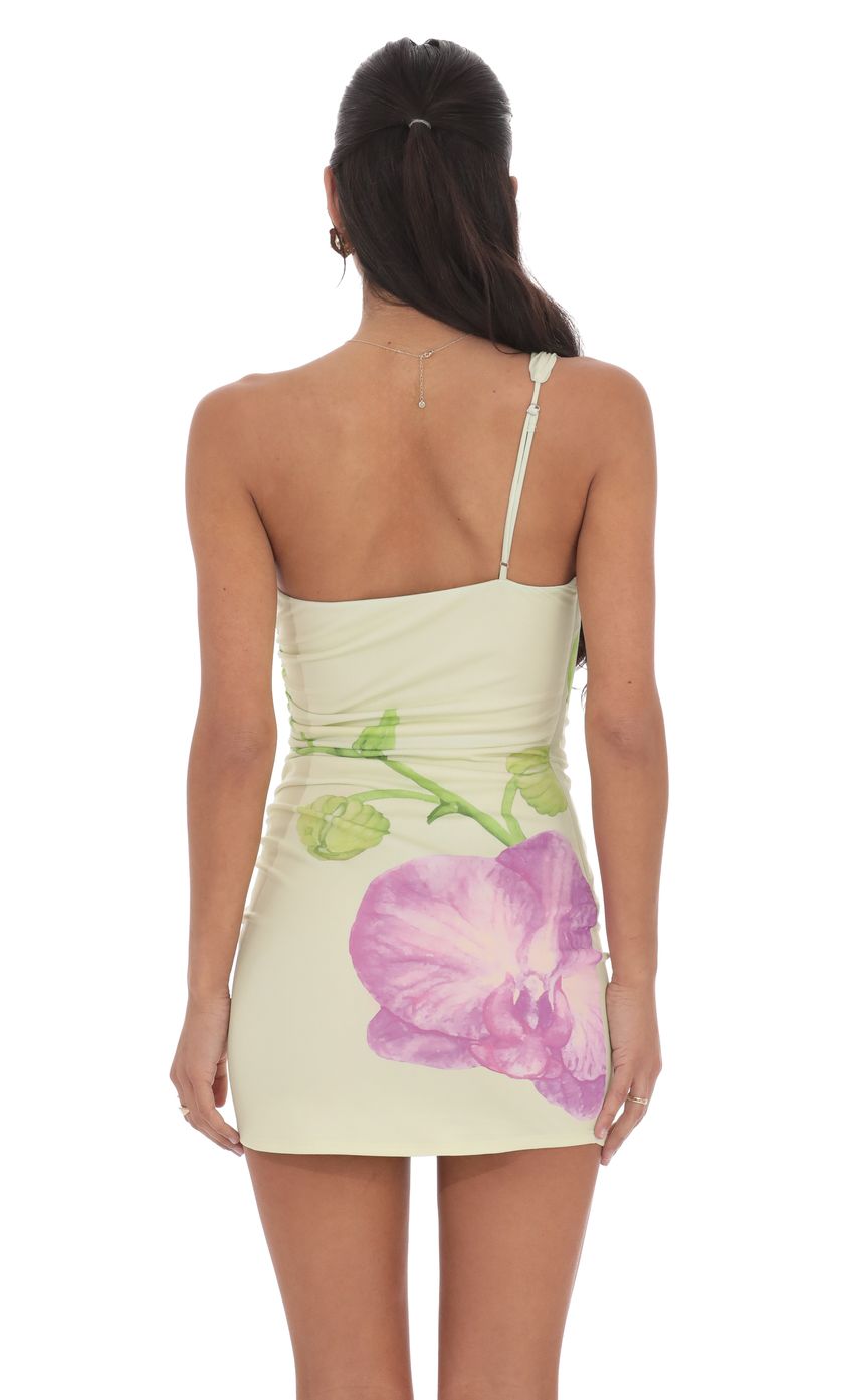 Picture One Shoulder Floral Print Dress in Pastel Green. Source: https://media-img.lucyinthesky.com/data/product-media/850xAUTO/c2bfba2c-eb5d-4237-9370-739717584920.jpg