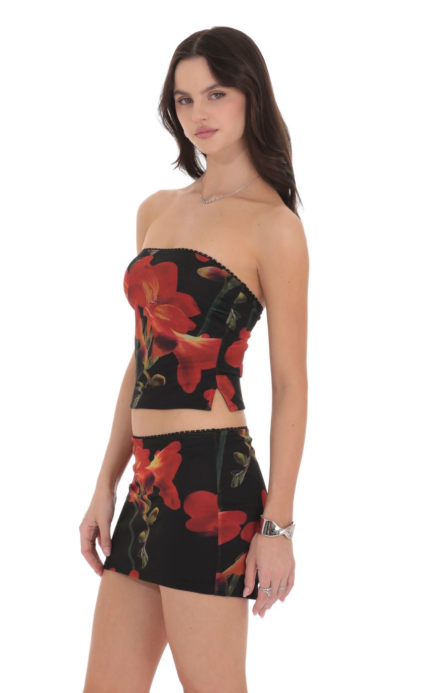 Picture Mesh Floral Tube Top in Black. Source: https://media-img.lucyinthesky.com/data/product-media/850xAUTO/c531419b-526e-4347-9c8e-4c800a31fb0d.jpg