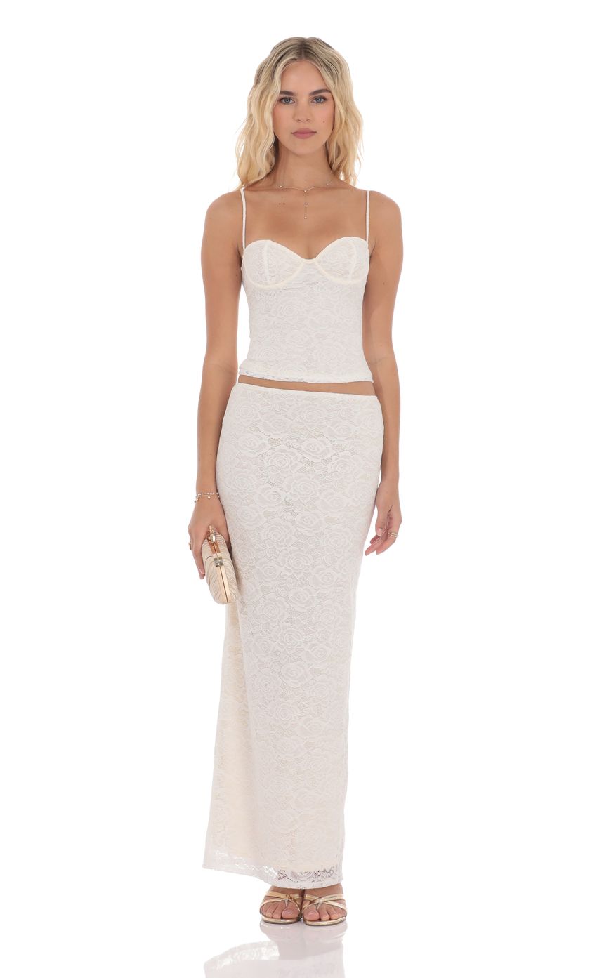 Picture Lace Bodycon Two Piece Set in Cream. Source: https://media-img.lucyinthesky.com/data/product-media/850xAUTO/d026e5fd-8c84-4f31-b066-c16f038b4dd9.jpg