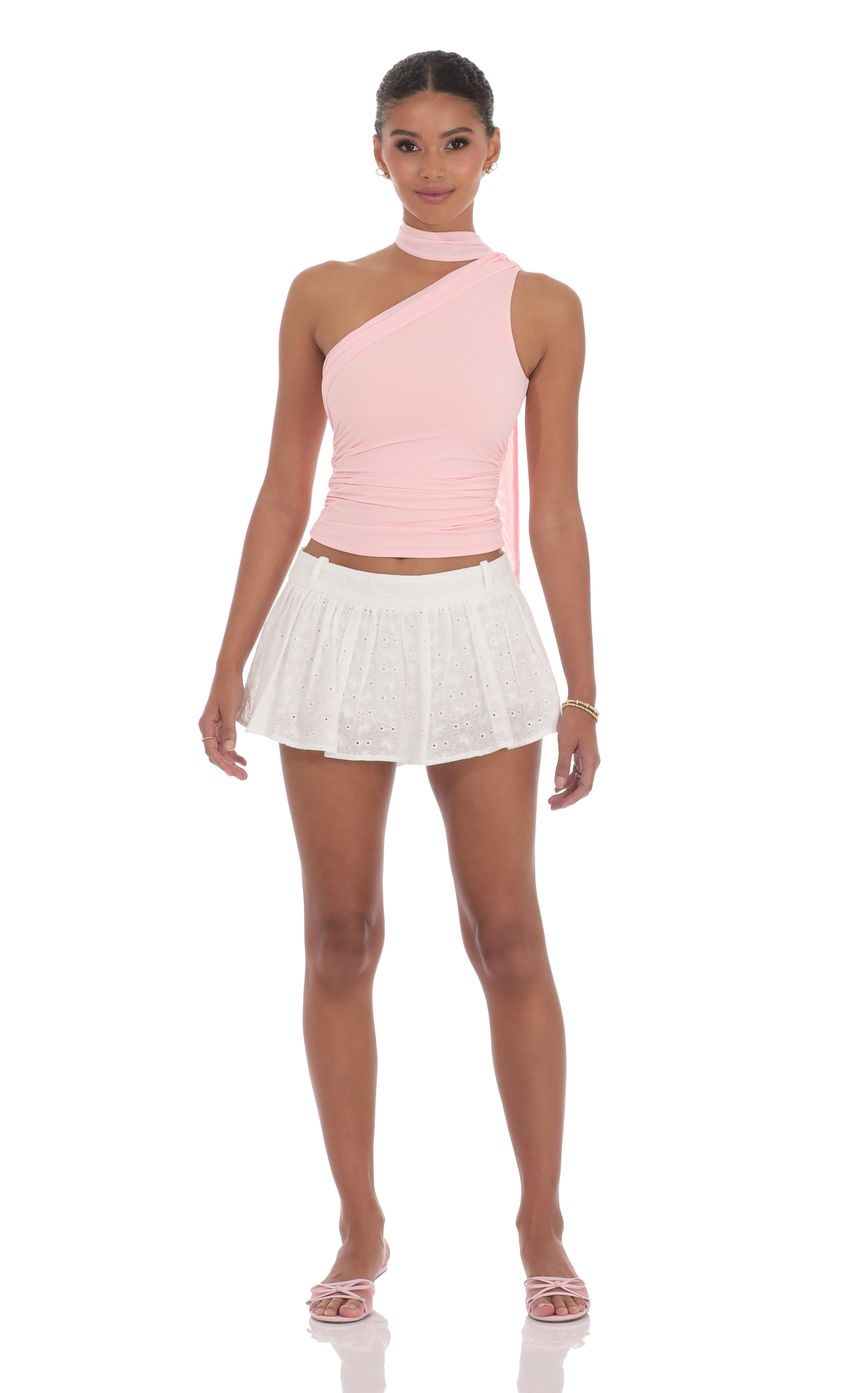 Picture Floral Eyelet Skort in White. Source: https://media-img.lucyinthesky.com/data/product-media/850xAUTO/d217b901-c4c8-43b3-ab81-c8284424701b.jpg