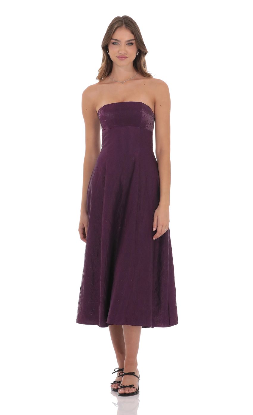 Picture Sheen Empire Waist Midi Dress in Purple Crinkle. Source: https://media-img.lucyinthesky.com/data/product-media/850xAUTO/f859720b-cb77-482c-ad94-996a18a457e4.jpg