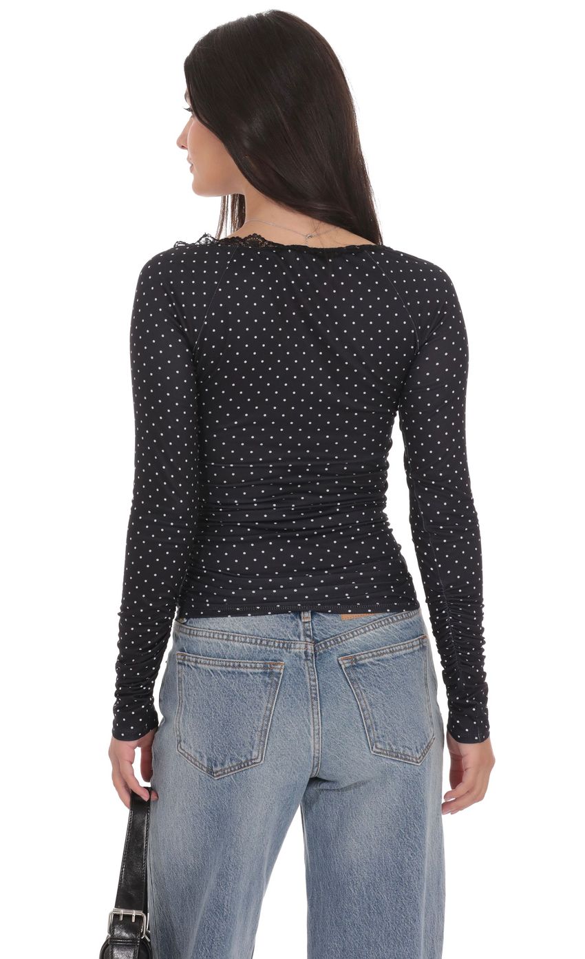 Изображение товара для Топ в горох с кружевной отделкой